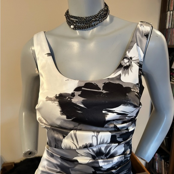 Le Chateau Black and white Ruched Formal Midi Dress❤️XXS - Picture 6 of 6